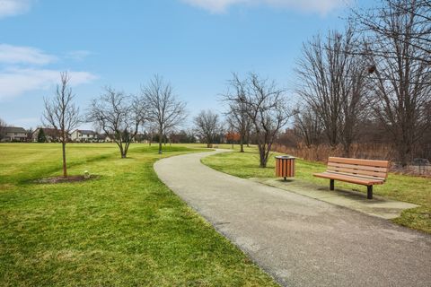 Tiny photo for 329 Antelope Trail, Carol Stream, IL 60188 (MLS # 12584330)