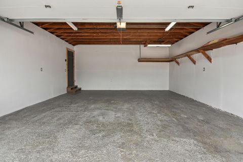 Tiny photo for 329 Antelope Trail, Carol Stream, IL 60188 (MLS # 12584330)