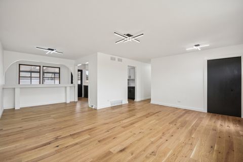 Tiny photo for 329 Antelope Trail, Carol Stream, IL 60188 (MLS # 12584330)