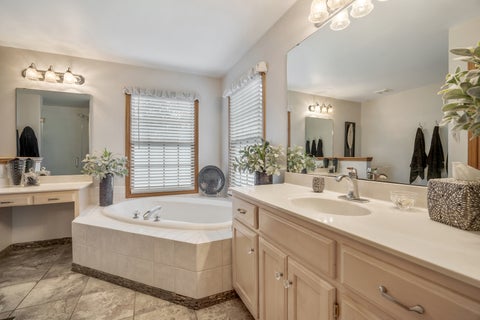 Tiny photo for 11119 Pebble Drive, Huntley, IL 60142 (MLS # 12738420)