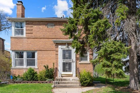 Photo of Chicago, IL 60645 (MLS # 12612637)