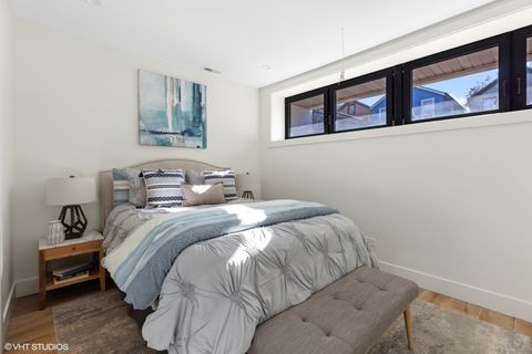 Tiny photo for 718-720 W 17th Street #1W, Chicago, IL 60616 (MLS # 12520921)