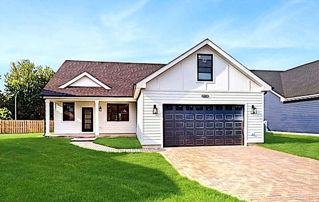 Photo for 4009 Faith Lane, St. Charles, IL 60174 (MLS # 12444482)