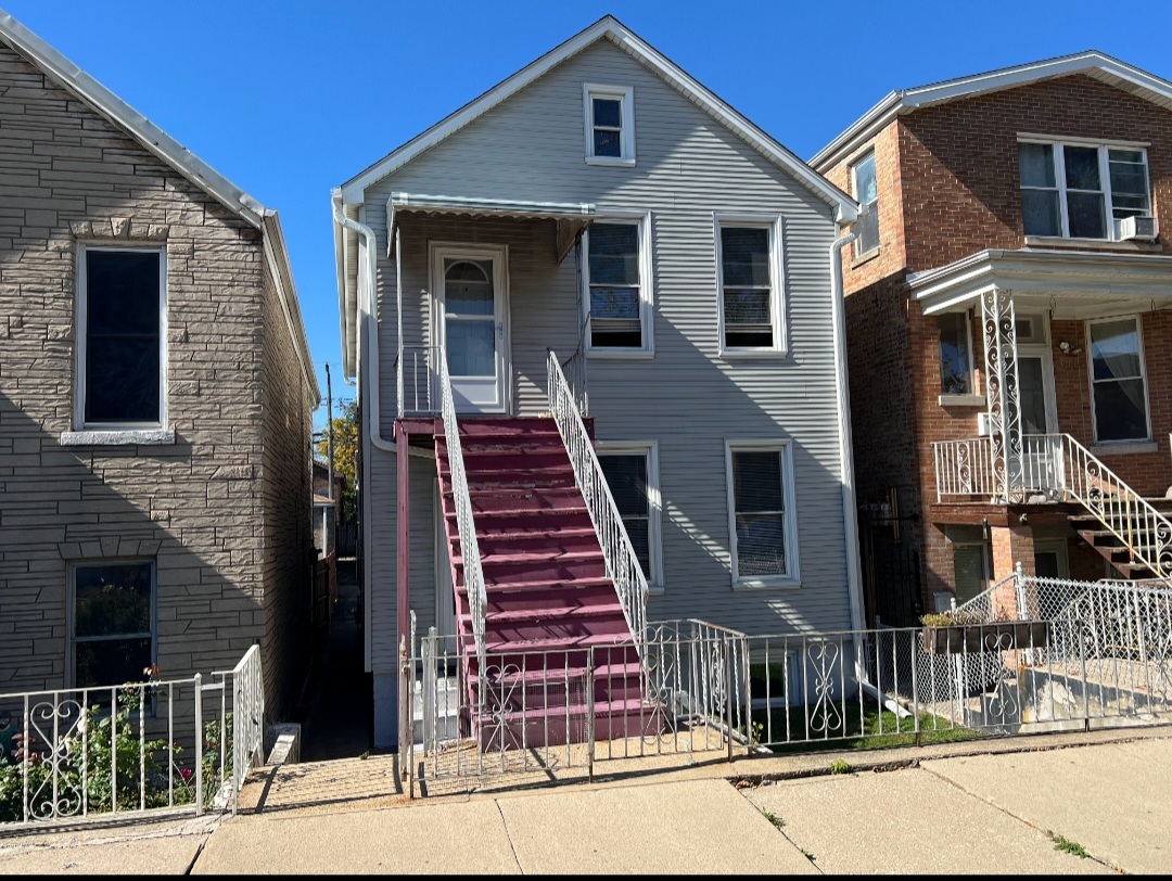 3616 S Paulina Street