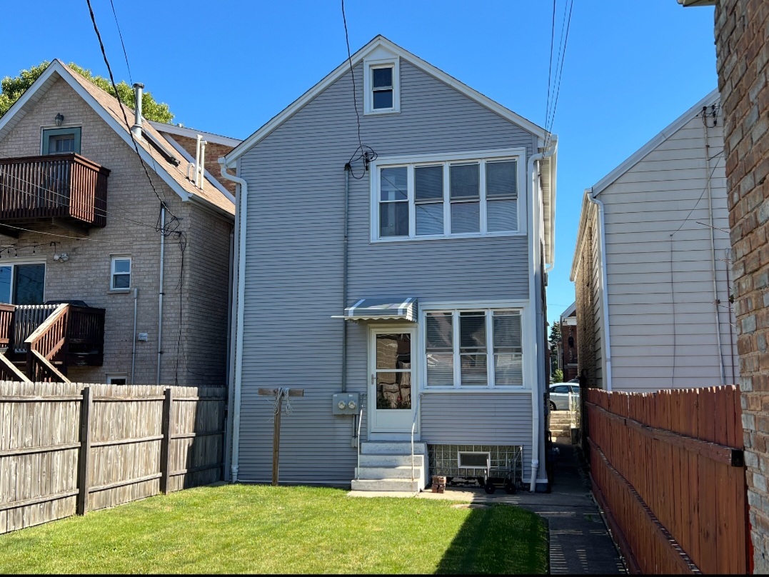 3616 S Paulina Street