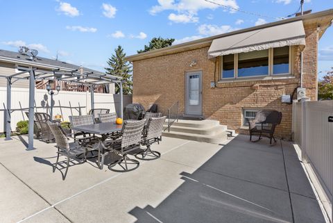 Tiny photo for 9208 NASHVILLE Avenue, Oak Lawn, IL 60453 (MLS # 12502242)