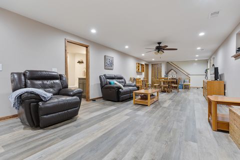 Tiny photo for 9208 NASHVILLE Avenue, Oak Lawn, IL 60453 (MLS # 12502242)