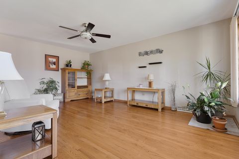 Tiny photo for 9208 NASHVILLE Avenue, Oak Lawn, IL 60453 (MLS # 12502242)