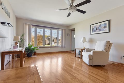 Tiny photo for 9208 NASHVILLE Avenue, Oak Lawn, IL 60453 (MLS # 12502242)
