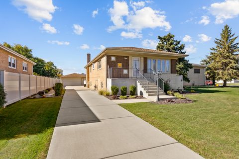 Tiny photo for 9208 NASHVILLE Avenue, Oak Lawn, IL 60453 (MLS # 12502242)