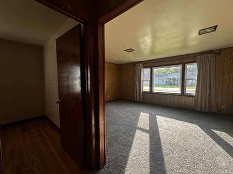 Tiny photo for 213 Peoria Street N, Gilman, IL 60938 (MLS # 12475721)
