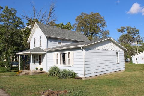Tiny photo for 213 Peoria Street N, Gilman, IL 60938 (MLS # 12475721)