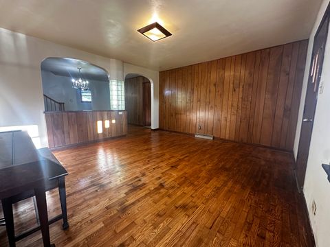 Tiny photo for 213 Peoria Street N, Gilman, IL 60938 (MLS # 12475721)