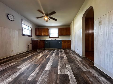 Tiny photo for 213 Peoria Street N, Gilman, IL 60938 (MLS # 12475721)
