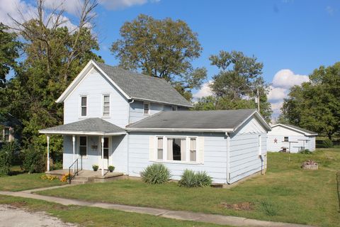 Photo of 213 Peoria Street N, Gilman, IL 60938 (MLS # 12475721)
