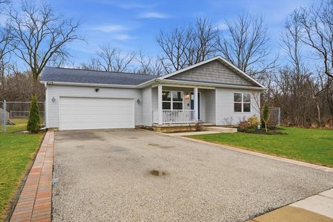 Tiny photo for 1624 Arrington Drive, North Chicago, IL 60064 (MLS # 12609884)