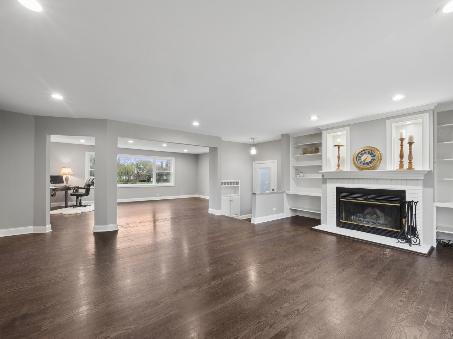 6220 Crescent Drive