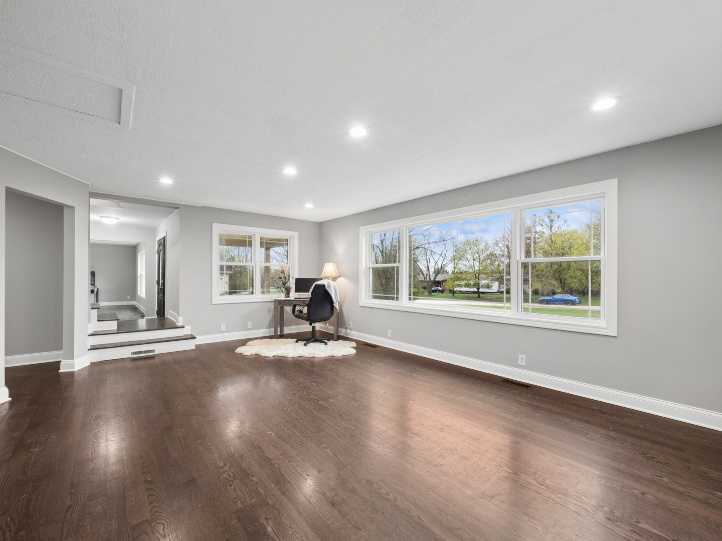 6220 Crescent Drive