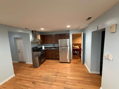 Tiny photo for 4012 W Ainslie Street #G, Chicago, IL 60630 (MLS # 12606094)