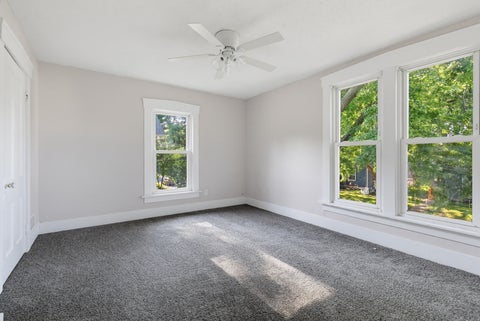 Tiny photo for 810 W 14th Street, Davenport, IA 52804 (MLS # 12707362)