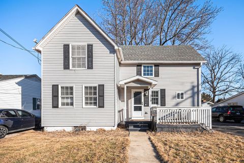 Photo of 315 North Avenue, Sycamore, IL 60178 (MLS # 12565497)