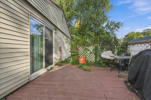 Tiny photo for 1007 S Livingston Street, Bloomington, IL 61701 (MLS # 12750989)