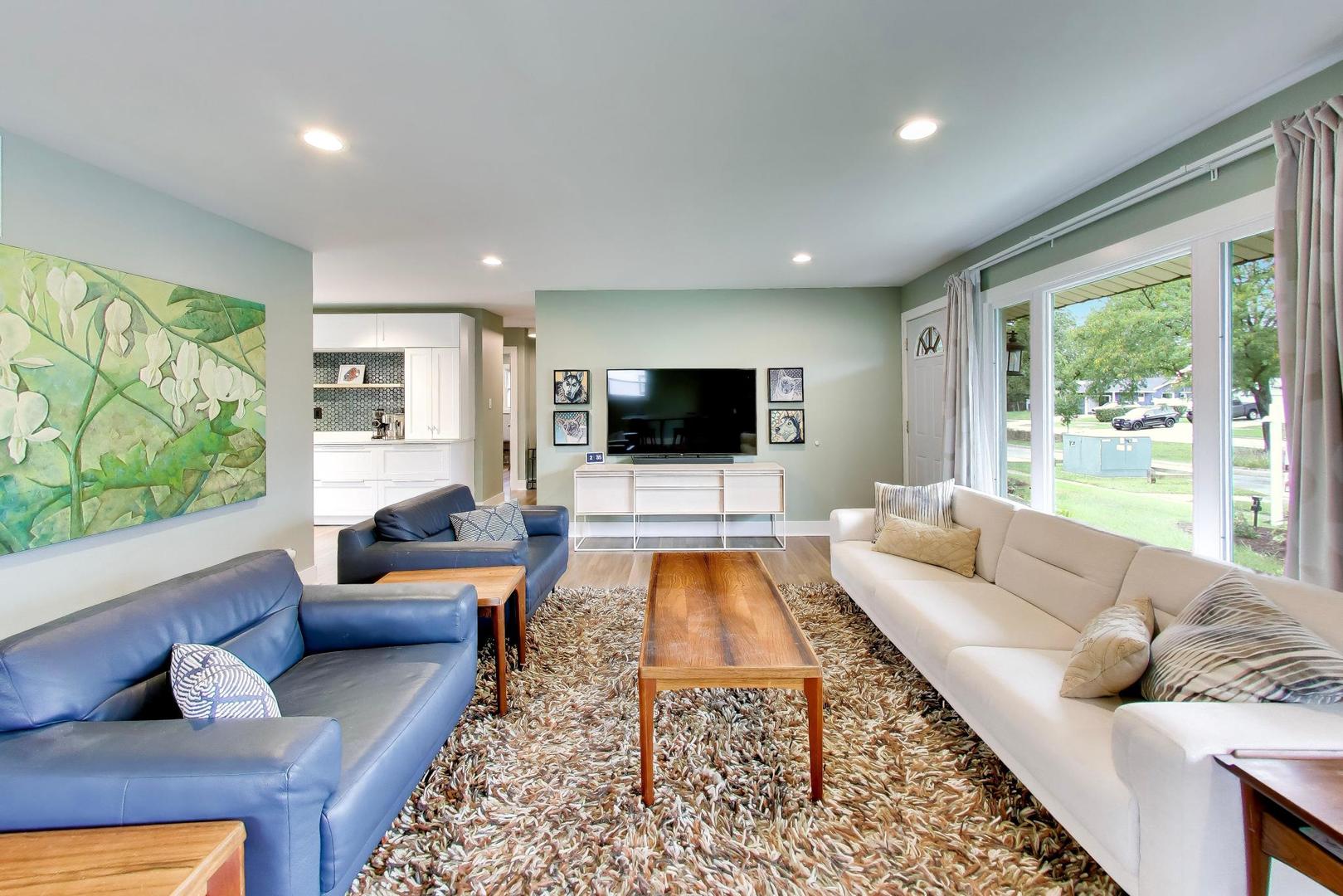 401 E Elk Grove Boulevard