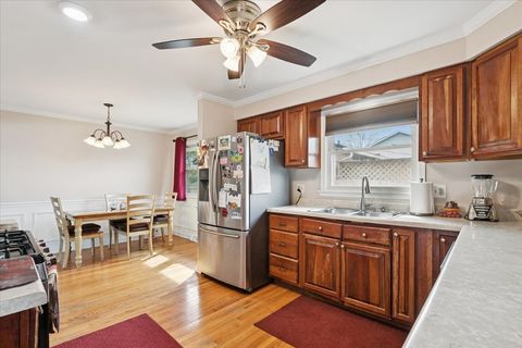 Tiny photo for 644 Pierce Court, Grayslake, IL 60030 (MLS # 12618598)