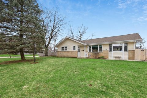Tiny photo for 644 Pierce Court, Grayslake, IL 60030 (MLS # 12618598)