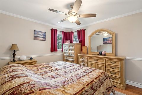 Tiny photo for 644 Pierce Court, Grayslake, IL 60030 (MLS # 12618598)