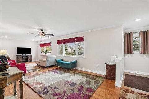 Tiny photo for 644 Pierce Court, Grayslake, IL 60030 (MLS # 12618598)