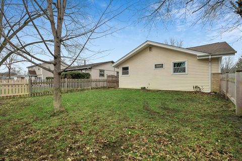 Tiny photo for 644 Pierce Court, Grayslake, IL 60030 (MLS # 12618598)