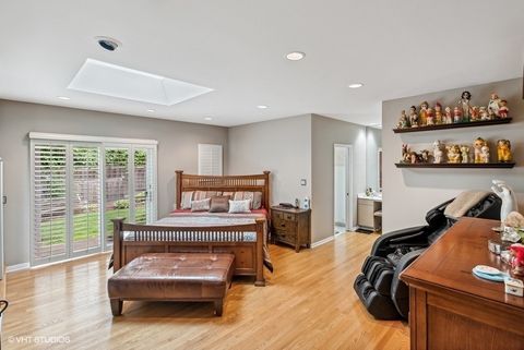 Tiny photo for Riverside, IL 60546 (MLS # 12622068)