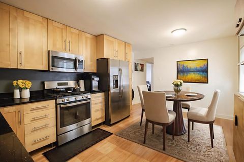 Tiny photo for 2065 W FARWELL Avenue #3N, Chicago, IL 60659 (MLS # 12466483)