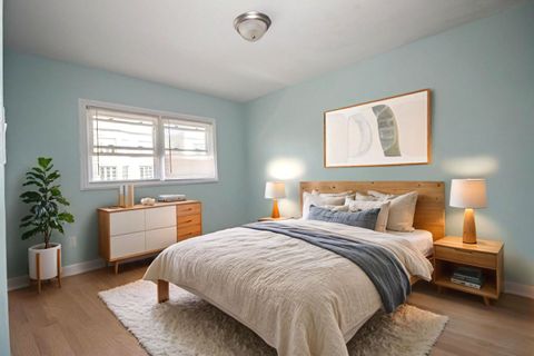 Tiny photo for 2065 W FARWELL Avenue #3N, Chicago, IL 60659 (MLS # 12466483)