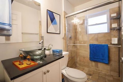 Tiny photo for 2065 W FARWELL Avenue #3N, Chicago, IL 60659 (MLS # 12466483)