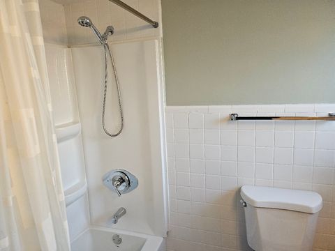 Tiny photo for 1303 E 31st Street #C, La Grange Park, IL 60526 (MLS # 12530889)