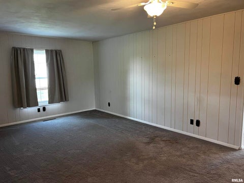 Tiny photo for 210 W 5TH Street, St Peter, IL 62880 (MLS # EB459047)