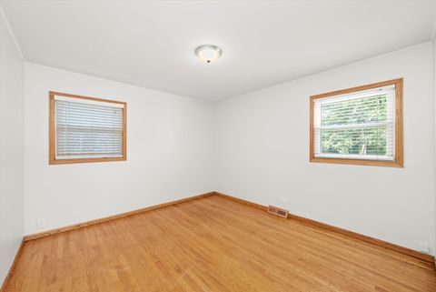 Tiny photo for 9417 S 78th Avenue, Hickory Hills, IL 60457 (MLS # 12562815)