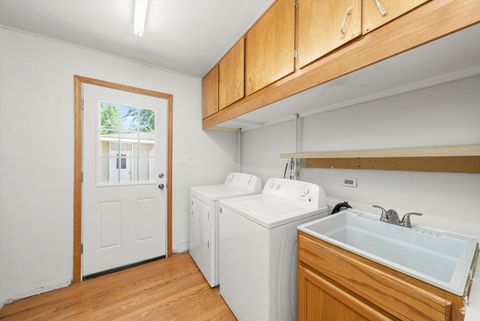 Tiny photo for 9417 S 78th Avenue, Hickory Hills, IL 60457 (MLS # 12562815)