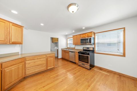 Tiny photo for 9417 S 78th Avenue, Hickory Hills, IL 60457 (MLS # 12562815)