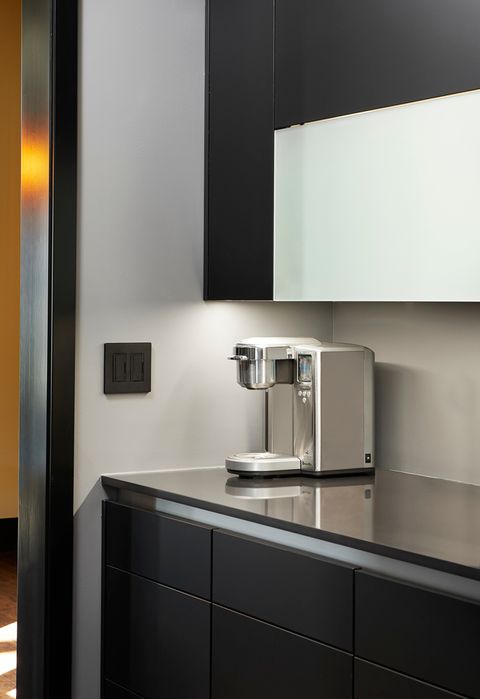 Tiny photo for 6505 N Knox Avenue, Lincolnwood, IL 60645 (MLS # 12544415)