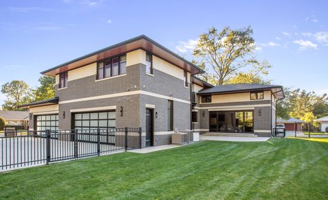 Tiny photo for 6505 N Knox Avenue, Lincolnwood, IL 60645 (MLS # 12544415)