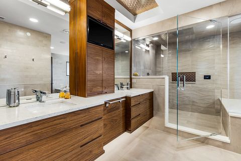 Tiny photo for 6505 N Knox Avenue, Lincolnwood, IL 60645 (MLS # 12544415)