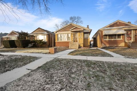 A home in Riverdale