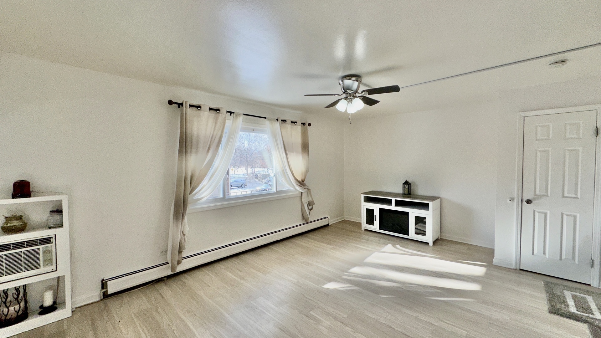 2312 Algonquin Road 9