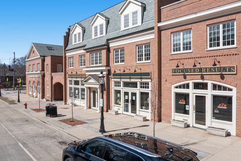 10 E Scranton Avenue Lake Bluff IL 60044