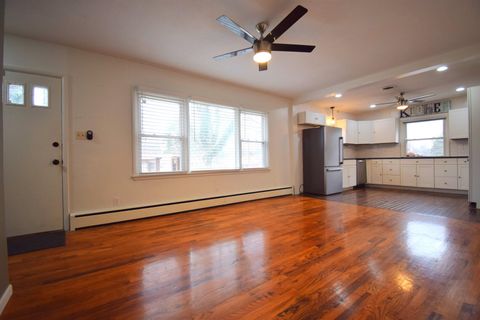 Tiny photo for 3109 Peach Street, Mt Vernon, IL 62864 (MLS # 100000209)