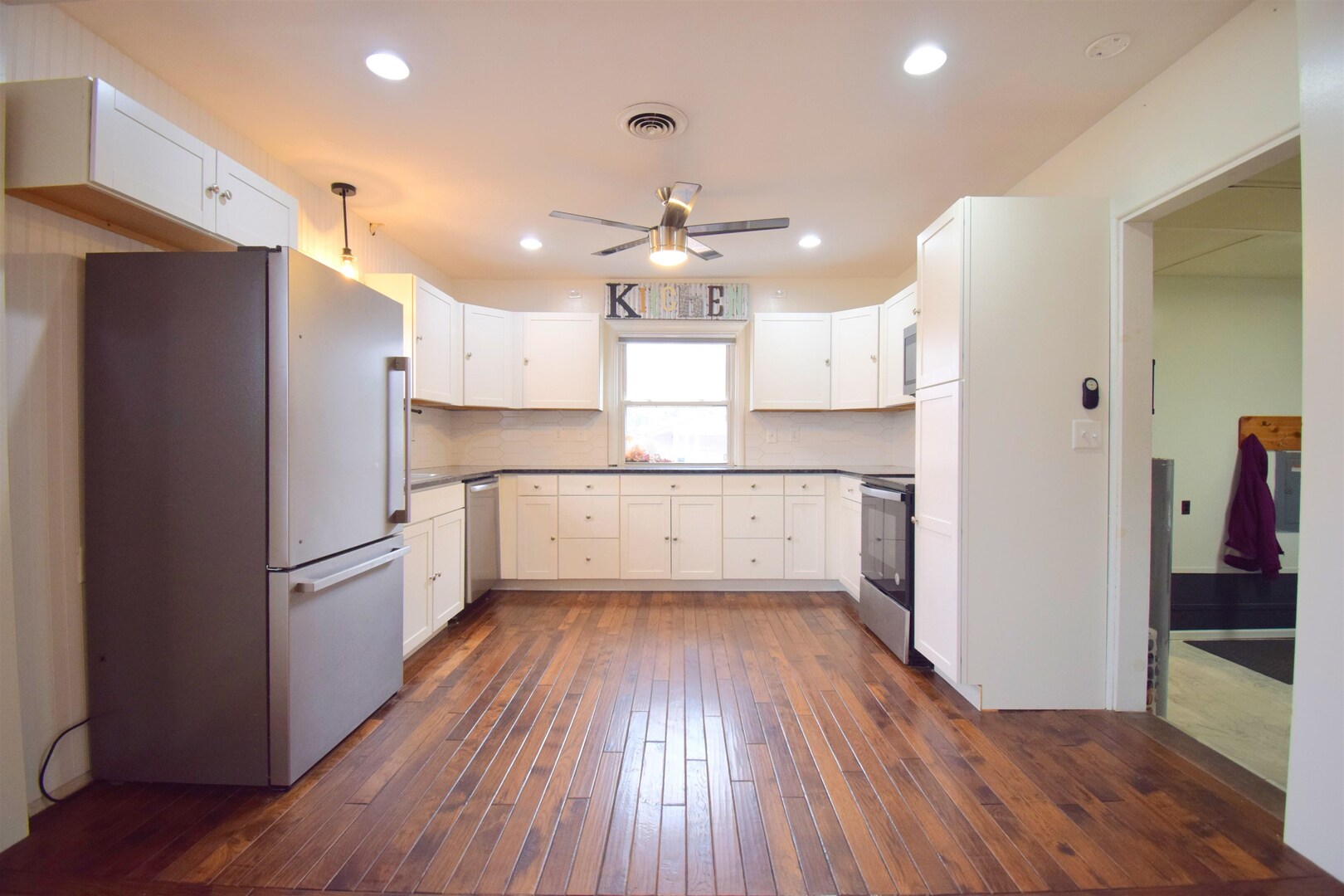 3109 Peach Street