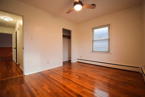 Tiny photo for 3109 Peach Street, Mt Vernon, IL 62864 (MLS # 100000209)